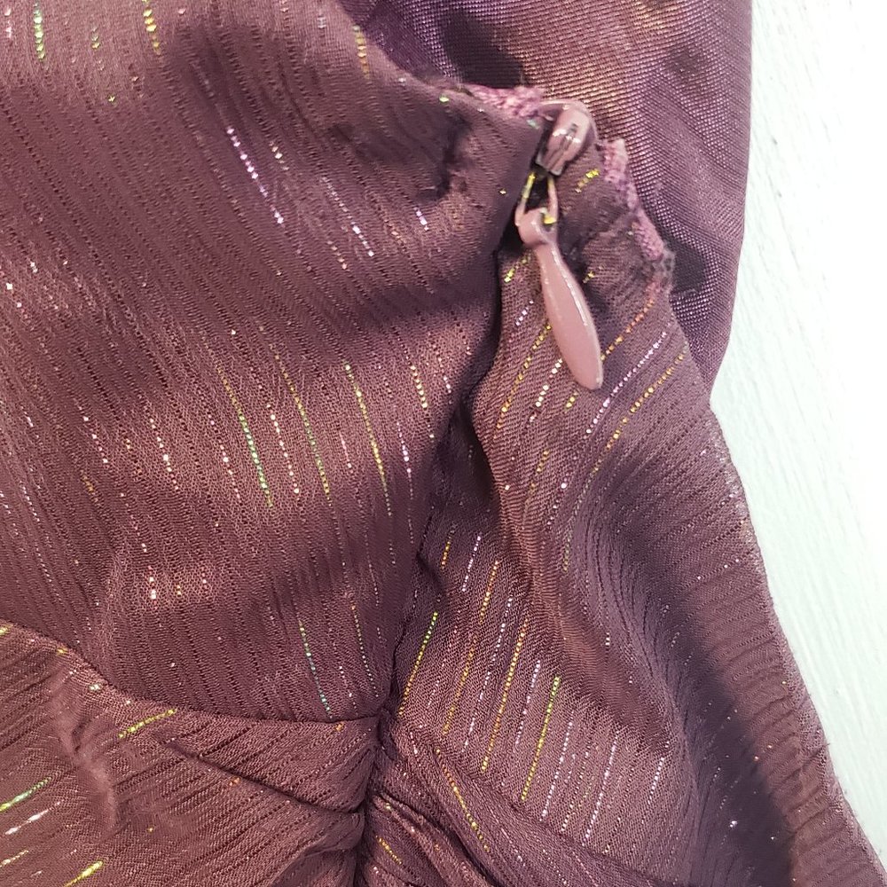 WOMENS ARIELLA PURPLE W/ METALLIC PIN STRIPES COCKTAIL DRESS SIZE LARGE - Picture 3 of 6